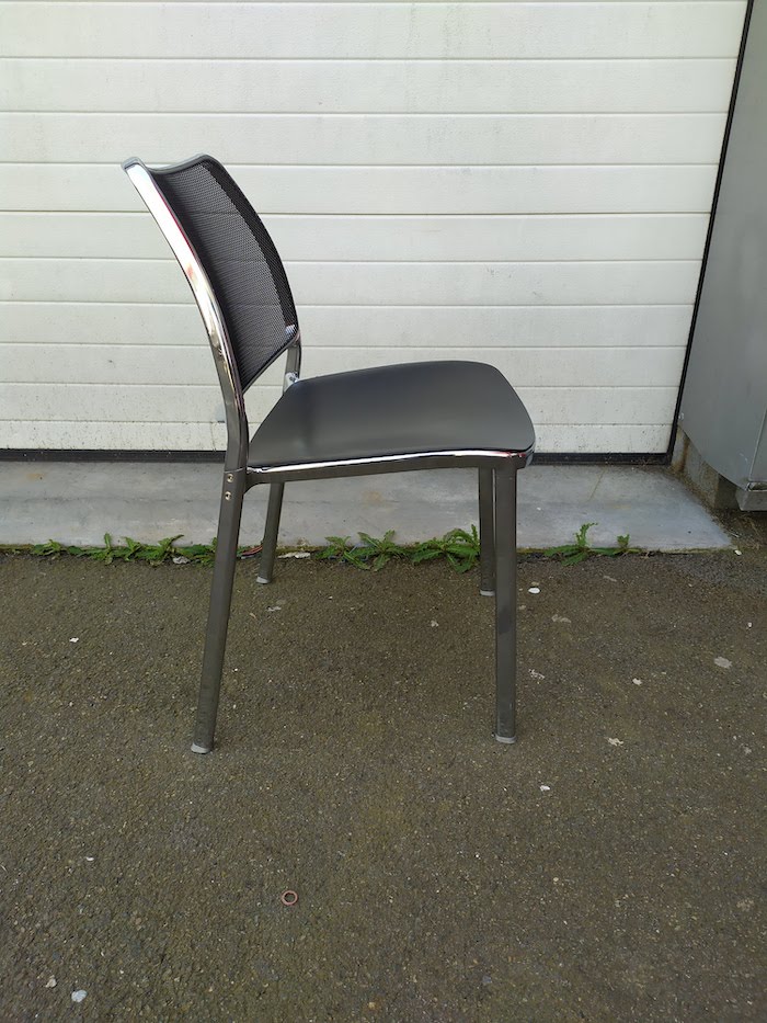 Chaise design chromé