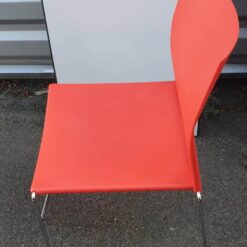 Chaise visiteur rouge