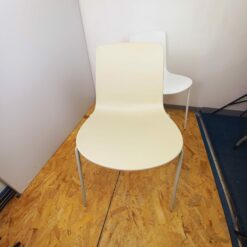 Chaise LOTTUS-ENEA