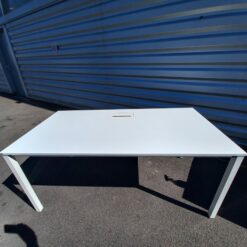 Bureau droit Steelcase 160 cm x 80 cm