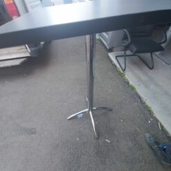 Table mange debout pliante