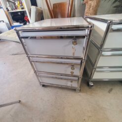 Caisson roulant avec 3 tiroirs - USM HALLER