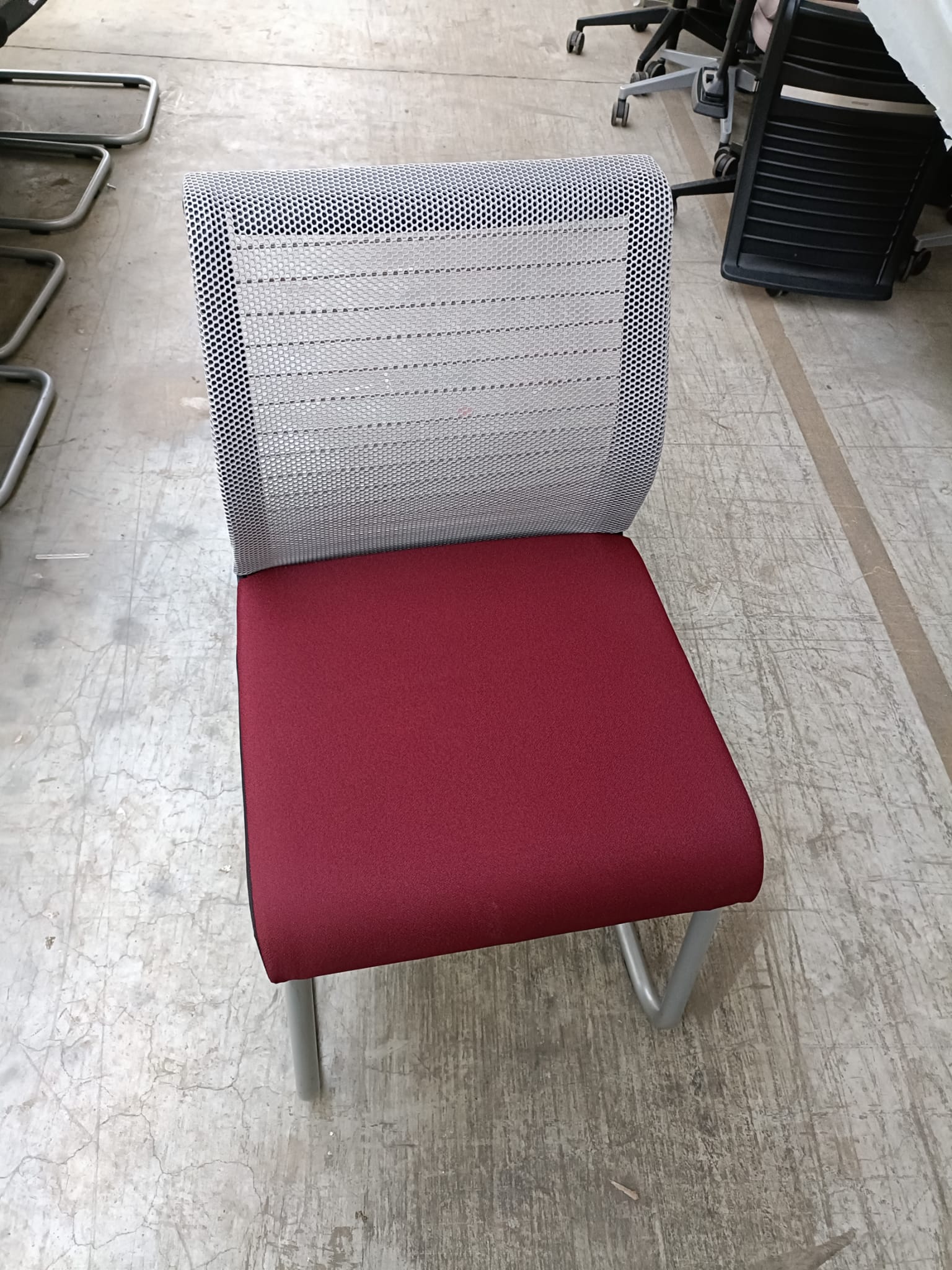 Chaise visiteur Steelcase Think