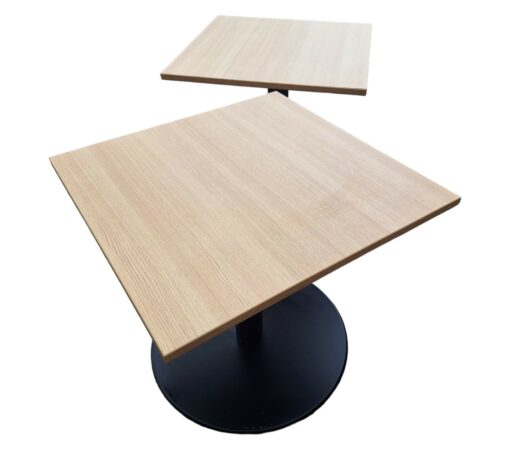 table carrée Steelcase