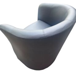 Fauteuil en simili cuir noir