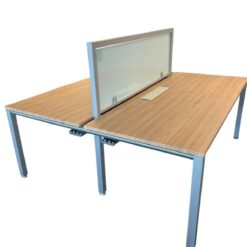 Bureau bench - avec panneau de séparation