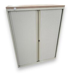 Armoire mi-haute métallique à rideaux