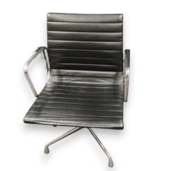 Fauteuil Eames Aluminium EA 108 - Vitra