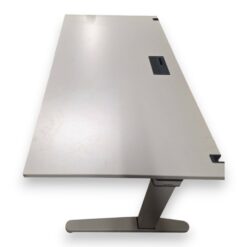 Bureau électrique assis-debout Steelcase