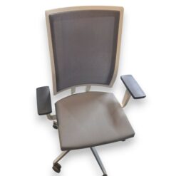 Fauteuil de bureau modulable B_Run de Bene