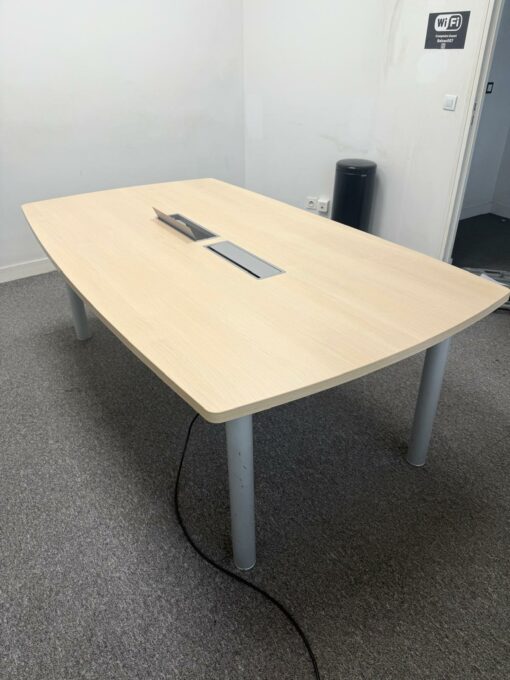 Table de réunion Tonneau Clen – 8 personnes