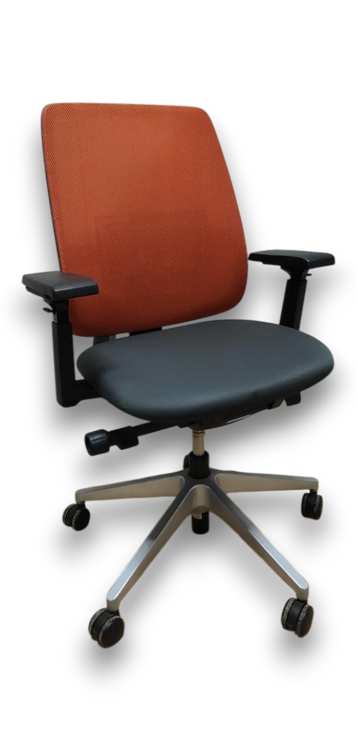 Fauteuil de bureau (accoudoirs noirs) - HAWORTH - Assise Grise/Dossier Orange Fauteuil de bureau (accoudoirs noirs) - HAWORTH - Assise Grise/Dossier Orange