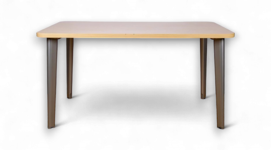 Table Steelcase – Plateau érable clair / Pieds métal argent Table Steelcase – Plateau érable clair / Pieds métal argent