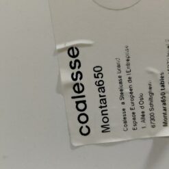 Table carrée Coalesse blanche avec pied central