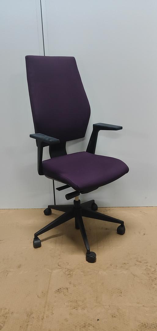 fc0794c8-a903-4e17-a1b3-ca5f65b5cd9d.medium