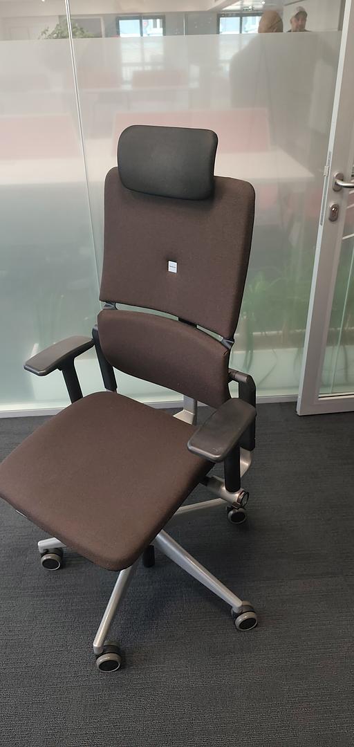 6b015cf8-61c4-4dc5-9d31-8543dd94fcd6.medium