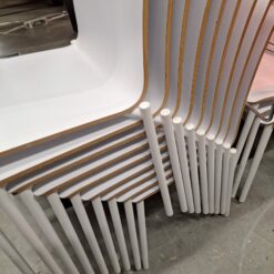 Chaise moderne en hêtre multiplis Pro-S