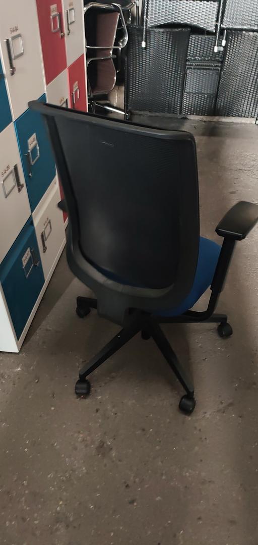 ab448d51-df11-4f55-9ecd-472e09d6fdfb.medium